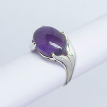 Load image into Gallery viewer, 4.20g, Handmade Natural Purple Amethyst Oval Cabochon 925 Sterling Silver Ring - Jalvi &amp; Co.
