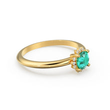 Load image into Gallery viewer, 0.80 Carat Green Emerald Luxury Engagement Ring / Snowflake Dainty Gold Green Emerald Ring / Halo Ring / Dainty Diamond Gemstone Cocktail Ring