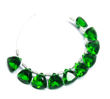 Load image into Gallery viewer, Tsavorite Green Quartz Faceted Trillion Gemstone Briolette Beads 15pc 10mm - Jalvi &amp; Co.