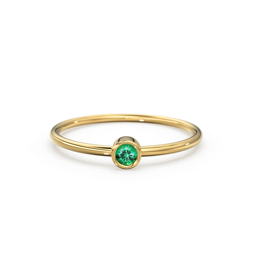 Emerald Ring / 14k Gold Single Emerald 0.08ctw Engagement Ring / Emerald Gemstone Ring / Stacking Natural Emerald Ring