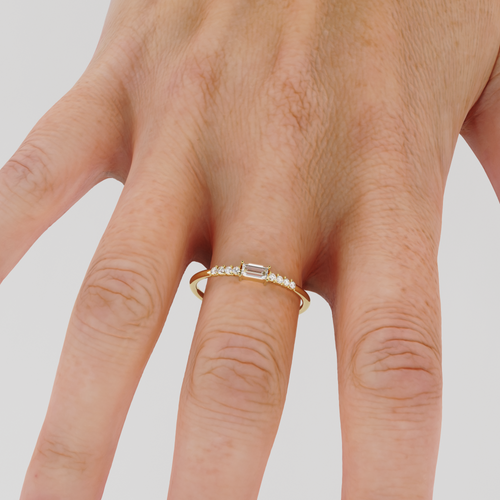 Diamond Baguette Ring / Baguette Diamond Engagement Ring in 14k Gold / Thin Simple Delicate Minimalist Baguette Solitaire Diamond Gold Ring