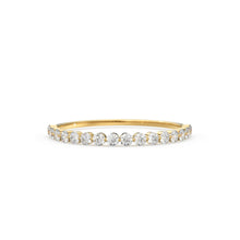 Load image into Gallery viewer, Diamond Wedding Band / 14kt Solid Gold Round Diamond Shared-Prong Ring / Rose Gold Single Shared Prong Half Diamond Eternity Wedding Band