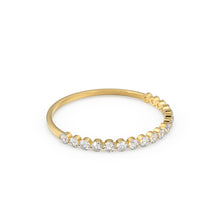 Load image into Gallery viewer, Diamond Wedding Band / 14kt Solid Gold Round Diamond Shared-Prong Ring / Rose Gold Single Shared Prong Half Diamond Eternity Wedding Band