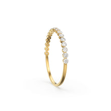 Load image into Gallery viewer, Diamond Wedding Band / 14kt Solid Gold Round Diamond Shared-Prong Ring / Rose Gold Single Shared Prong Half Diamond Eternity Wedding Band