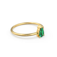 Load image into Gallery viewer, 14K Gold Emerald Ring / Green Energy Ring / May Birthstone Ring / Engagement Ring / Dainty Engagement Ring / Emerald Engagement Ring