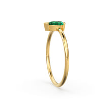 Load image into Gallery viewer, 14K Gold Emerald Ring / Green Energy Ring / May Birthstone Ring / Engagement Ring / Dainty Engagement Ring / Emerald Engagement Ring