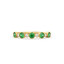 Load image into Gallery viewer, 14k Gold Emerald and Diamond Alternating Wedding Ring Women / Emerald Ring / Emerald Wedding Band / May Birthstone Ring / Genuine Emerald
