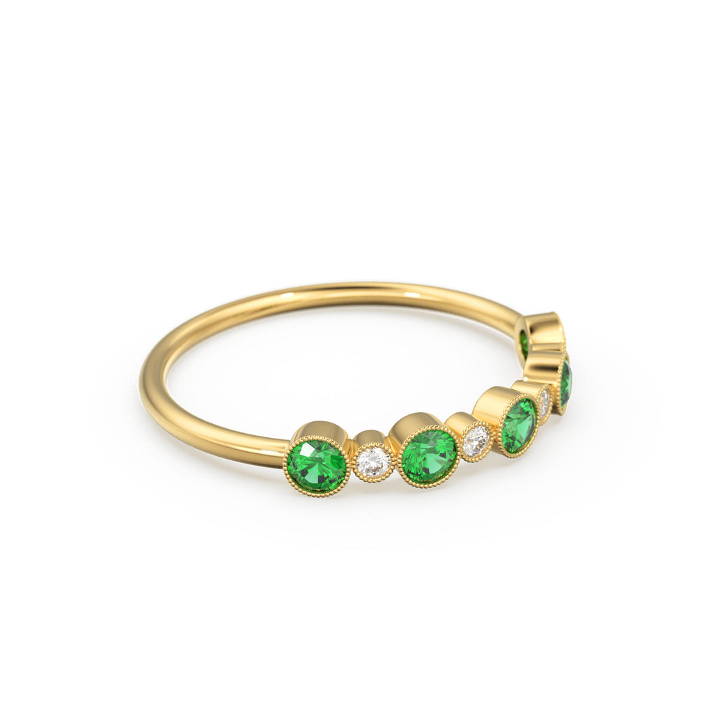 14k Gold Emerald and Diamond Alternating Wedding Ring Women / Emerald Ring / Emerald Wedding Band / May Birthstone Ring / Genuine Emerald