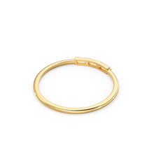 Load image into Gallery viewer, Baguette Diamond Ring / Minimalist Ring 14k Solid Gold / Diamond Ring / Trio Diamond Ring / Thin Gold Stacking Rings / Promise Ring