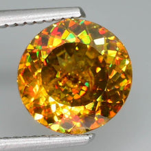 Load image into Gallery viewer, Rainbow Titanite Sphene Gemstone 3.64ct VVS Brilliant Round - Untreated, Zagi Mine Gem
