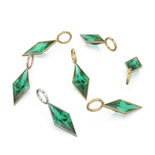 Load image into Gallery viewer, Zambian Emerald Kite 18k Yellow Solid Gold Charm / May Birthstone Pendant Bezel Jewelry Finding / Green Natural Gemstone Diamond Cut Amulet