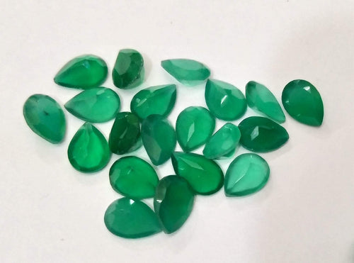 10 Matched Pairs Undrilled Green Onyx Faceted Pear Shape, 7X5mm - Jalvi & Co.