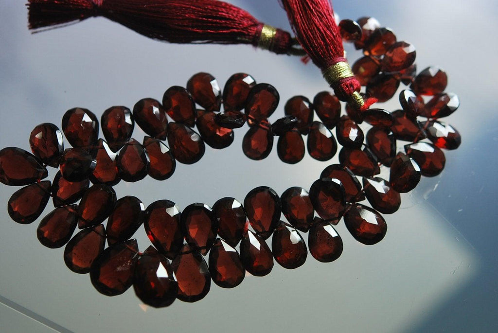 14 Pcs,Super Finest Quality-Mozambique Garnet Best Quality Faceted Pear Briolettes 7.5-9mm - Jalvi & Co.