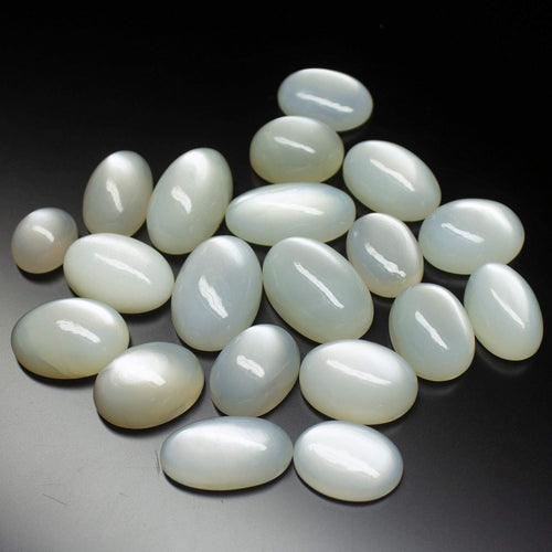 179cts, 20pc, 11-19mm, Natural White Moonstone Smooth Oval Cabochon Loose Gemstone - Jalvi & Co.