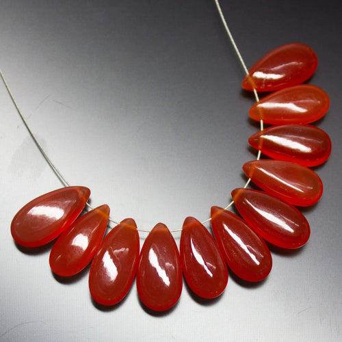 2 Matched Pair Finest Quality Red Onyx Smooth Pear Shape Briolettes, 15X7mm Size, Onyx Beads - Jalvi & Co.