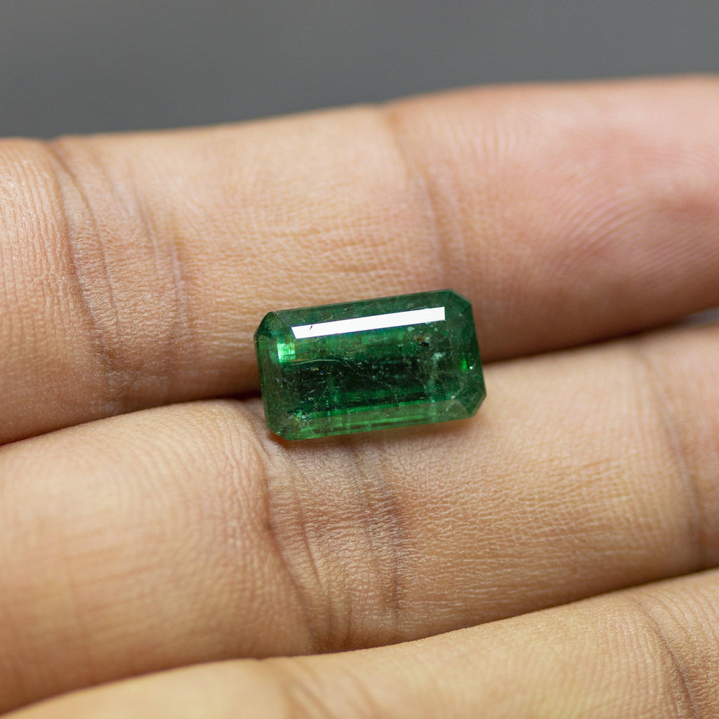 5.56cts, Natural Untreated Green Zambian Emerald Cut Loose Gemstone, Emerald Gemstone, Natural Emerald - Jalvi & Co.