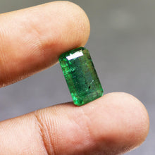Load image into Gallery viewer, 5.56cts, Natural Untreated Green Zambian Emerald Cut Loose Gemstone, Emerald Gemstone, Natural Emerald - Jalvi &amp; Co.