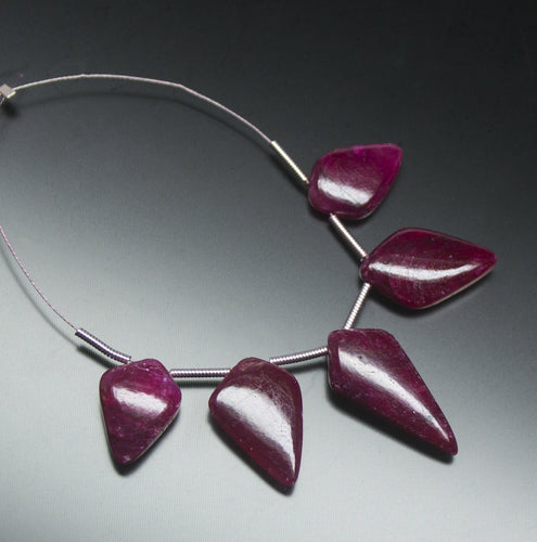 5pc, 15-23mm, Natural Ruby Smooth Sheild Drop Briolette Loose Gemstone Beads - Jalvi & Co.