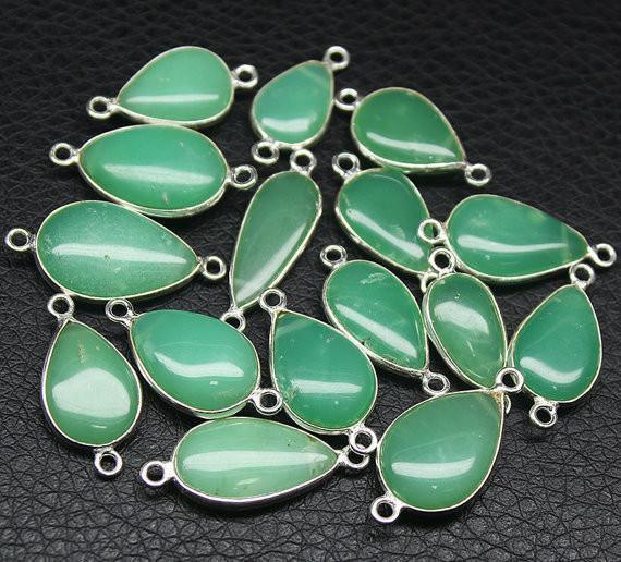 5pc, 18mm 20mm, Apple Green Chrysoprase Smooth Pear Briolette 925 Sterling Silver Charm Pendant, Chrysoprase Pendant, Chrysoprase Charm - Jalvi & Co.