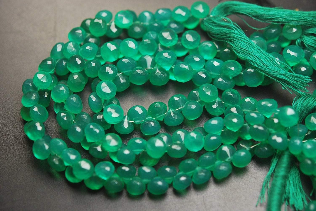 8 Inch Long Strand Superb-Emerald Green Onyx Faceted Onion Shape Briolette's, 8-9mm Size Superb Item - Jalvi & Co.