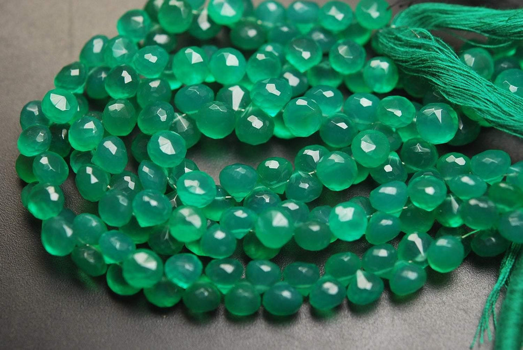 8 Inch Long Strand Superb-Emerald Green Onyx Faceted Onion Shape Briolette's, 8-9mm Size Superb Item - Jalvi & Co.