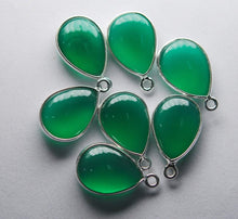 Load image into Gallery viewer, 925 Sterling Silver Green Onyx Smooth Pear Shape Pendant, 2 Piece Of 17-18mm - Jalvi &amp; Co.