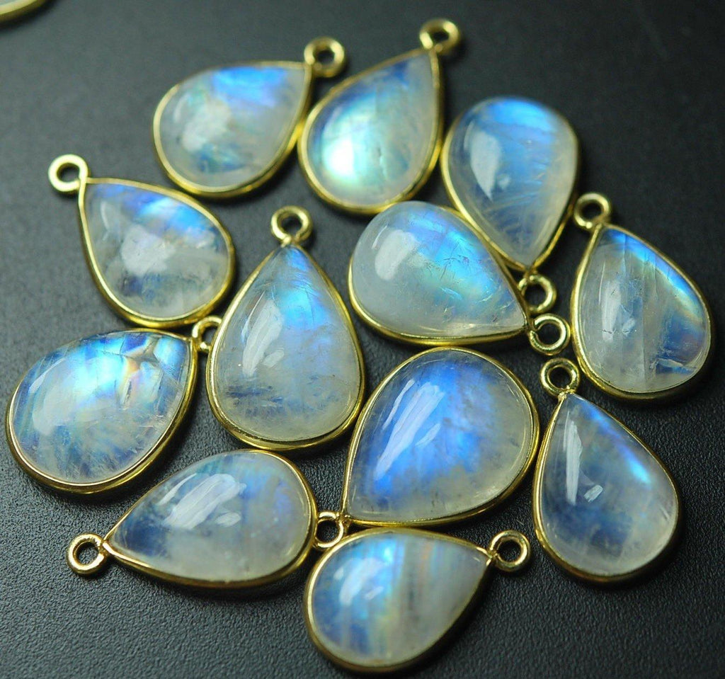 925 Vermeil Sterling Silver,Rainbow Moonstone Smooth Pear Shape Pendant, 10 Piece Of 18-19mm Approx - Jalvi & Co.