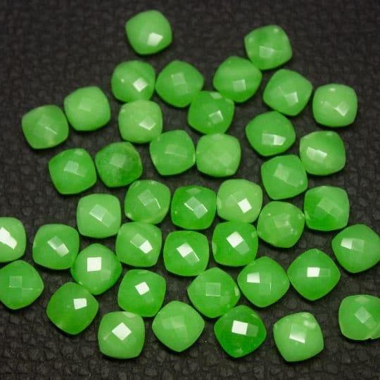 Chrysoprase Chalcedony Faceted Cushion Briolettes Gemstone Beads 20pc 8mm - Jalvi & Co.