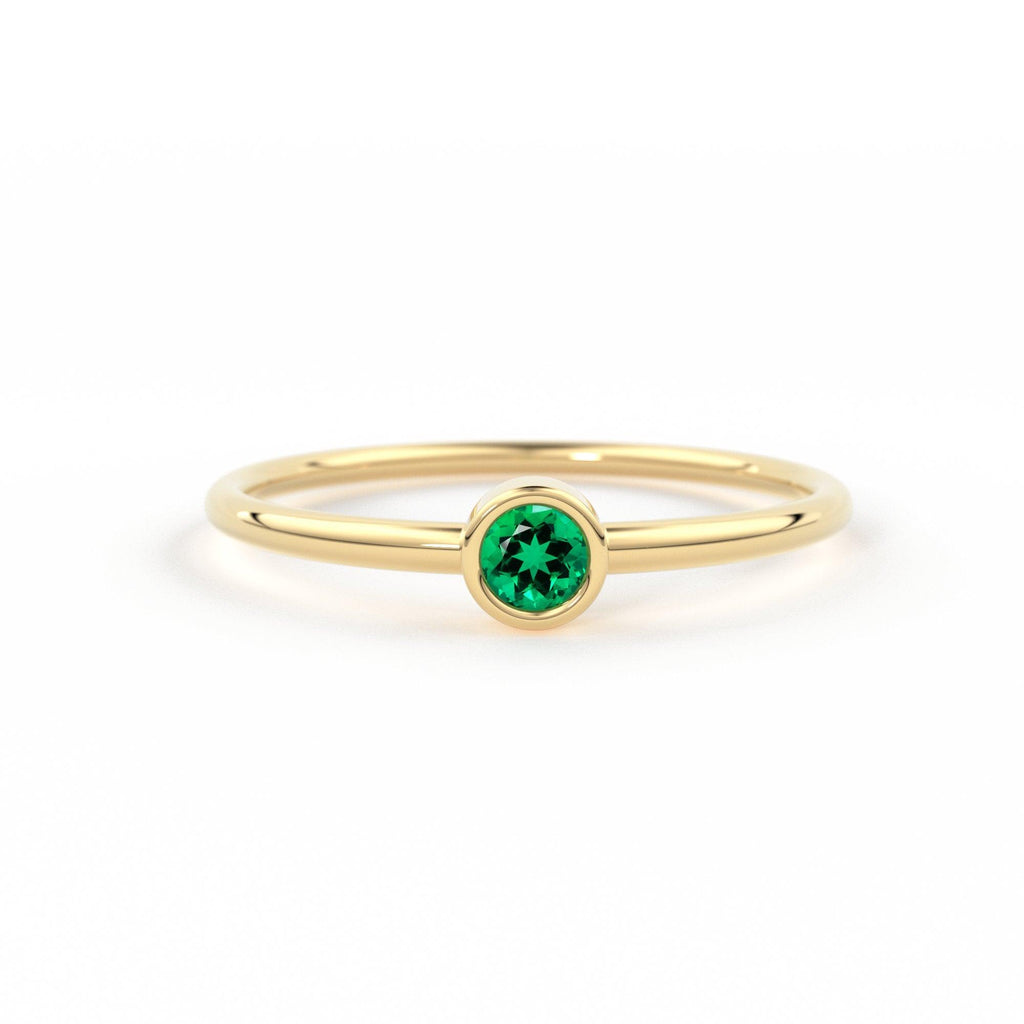 Emerald Ring / 14k Gold Single Emerald 0.08ctw Engagement Ring / Emerald Gemstone Ring / Stacking Natural Emerald Ring - Jalvi & Co.