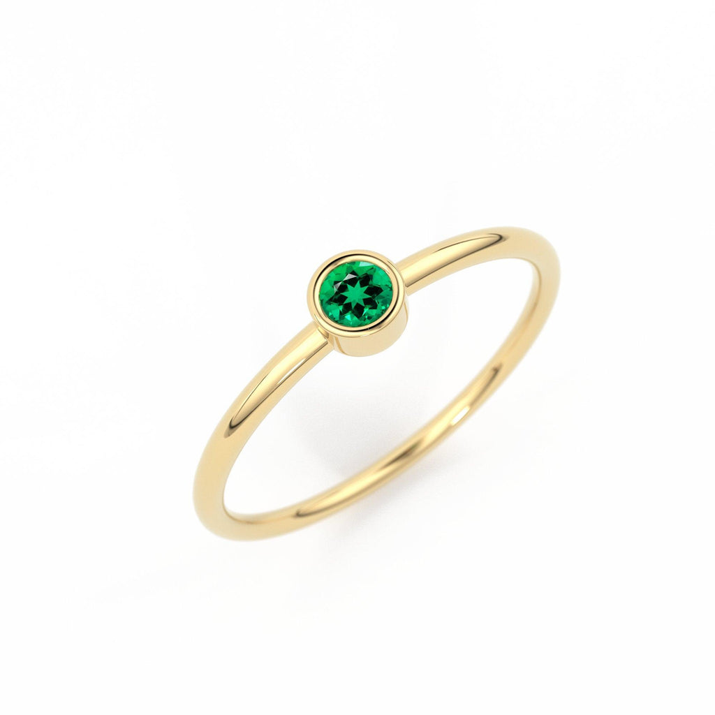 Emerald Ring / 14k Gold Single Emerald 0.08ctw Engagement Ring / Emerald Gemstone Ring / Stacking Natural Emerald Ring - Jalvi & Co.