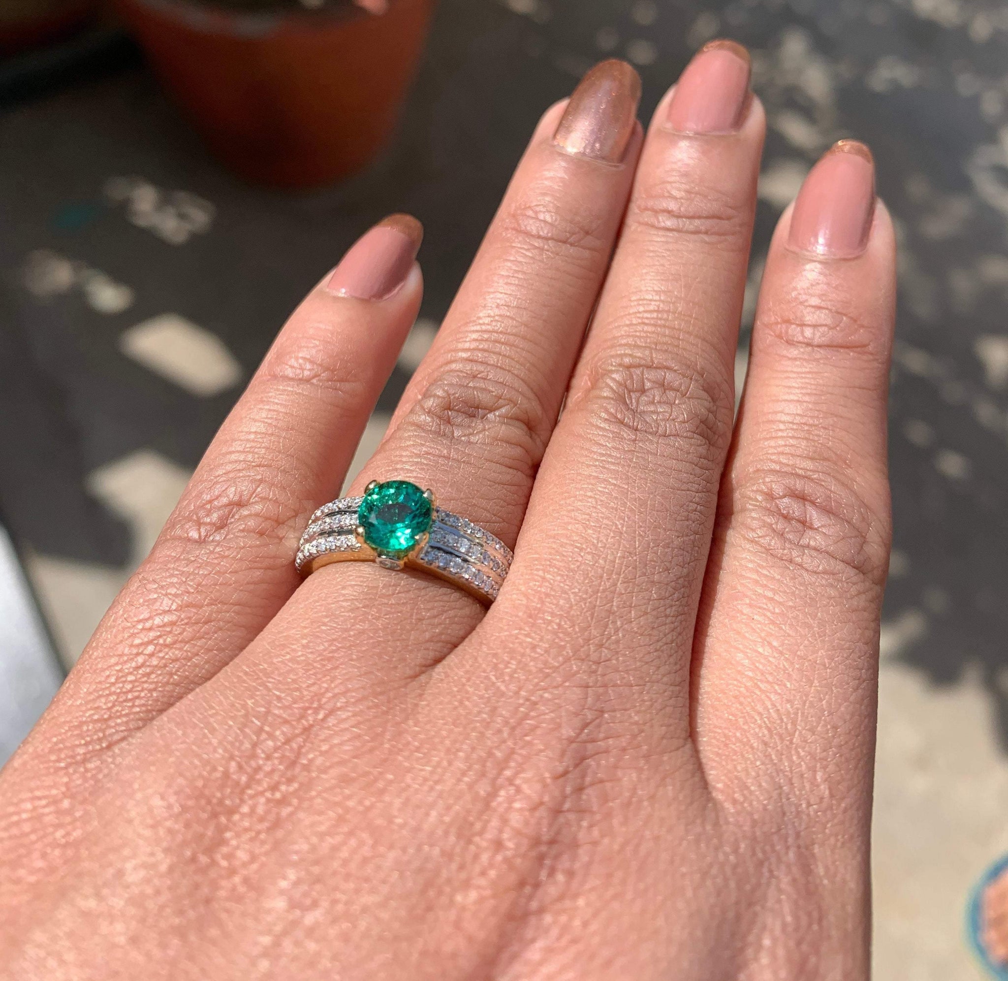 Estate Fine Cocktail Retro Style Colombian Emerald Ring 18K –  EmeraldsMaravellous