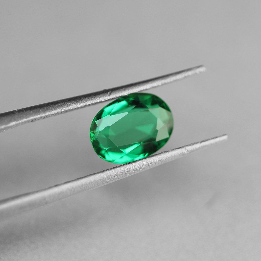 Natural Certified VVS Eye Clean Zambia Dark Green Emerald Loose Oval Gemstone 1.43ct - Jalvi & Co.