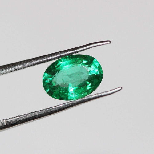 Natural Earth Mined Zambian Emerald Gemstone Oval Rare Top Green Luster 0.685ct - Jalvi & Co.