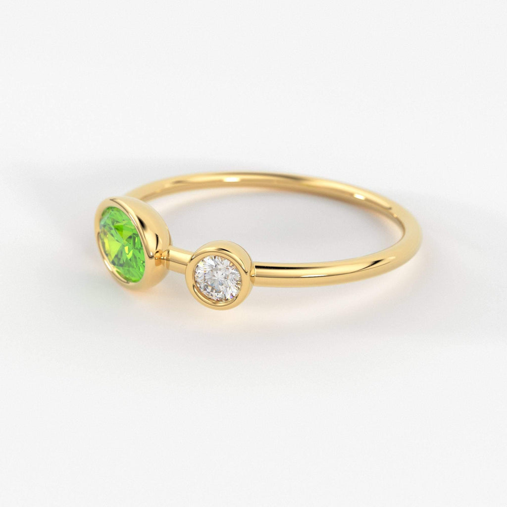 Peridot Ring / 14k Gold Peridot Ring with Diamond / Oval Shape Bezel Setting Peridot ring with Diamond / August Birthstone Ring - Jalvi & Co.